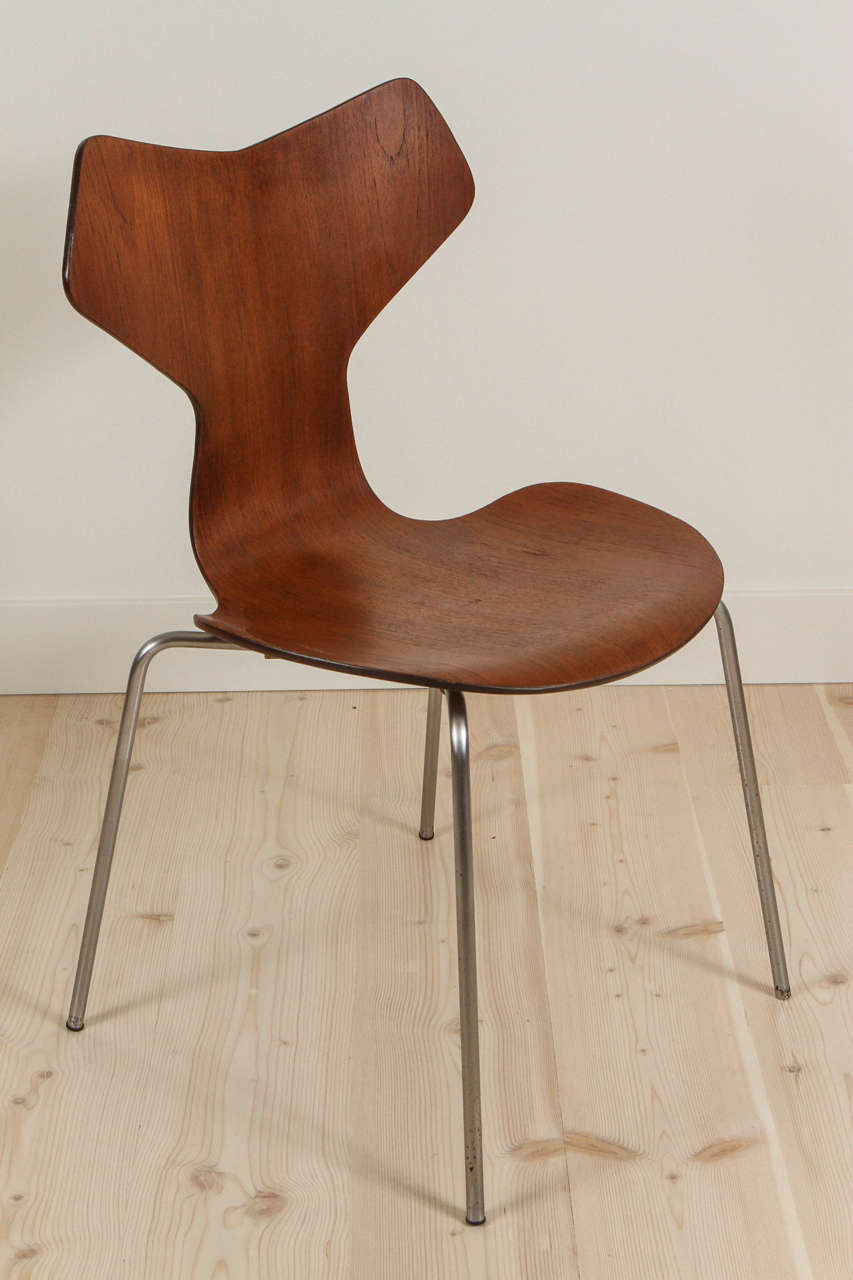 Mid-20th Century Stacking Chairs by Arne Jacobsen for Fritz Hansen