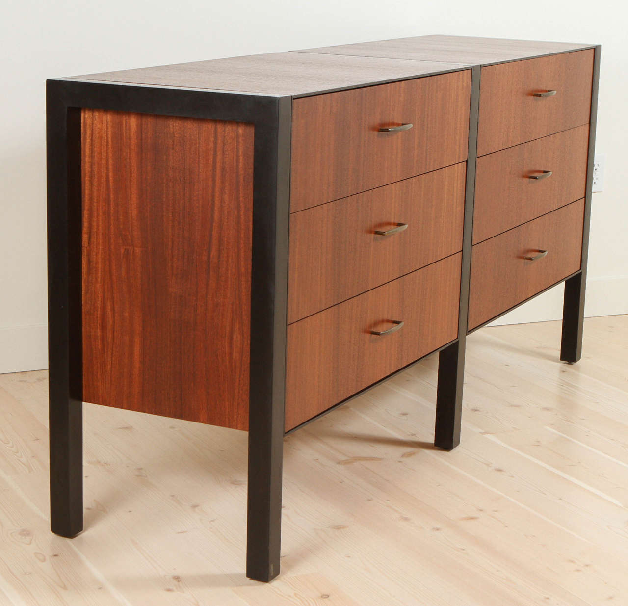 Rosewood Dresser by Milo Baughman for Directional 1
