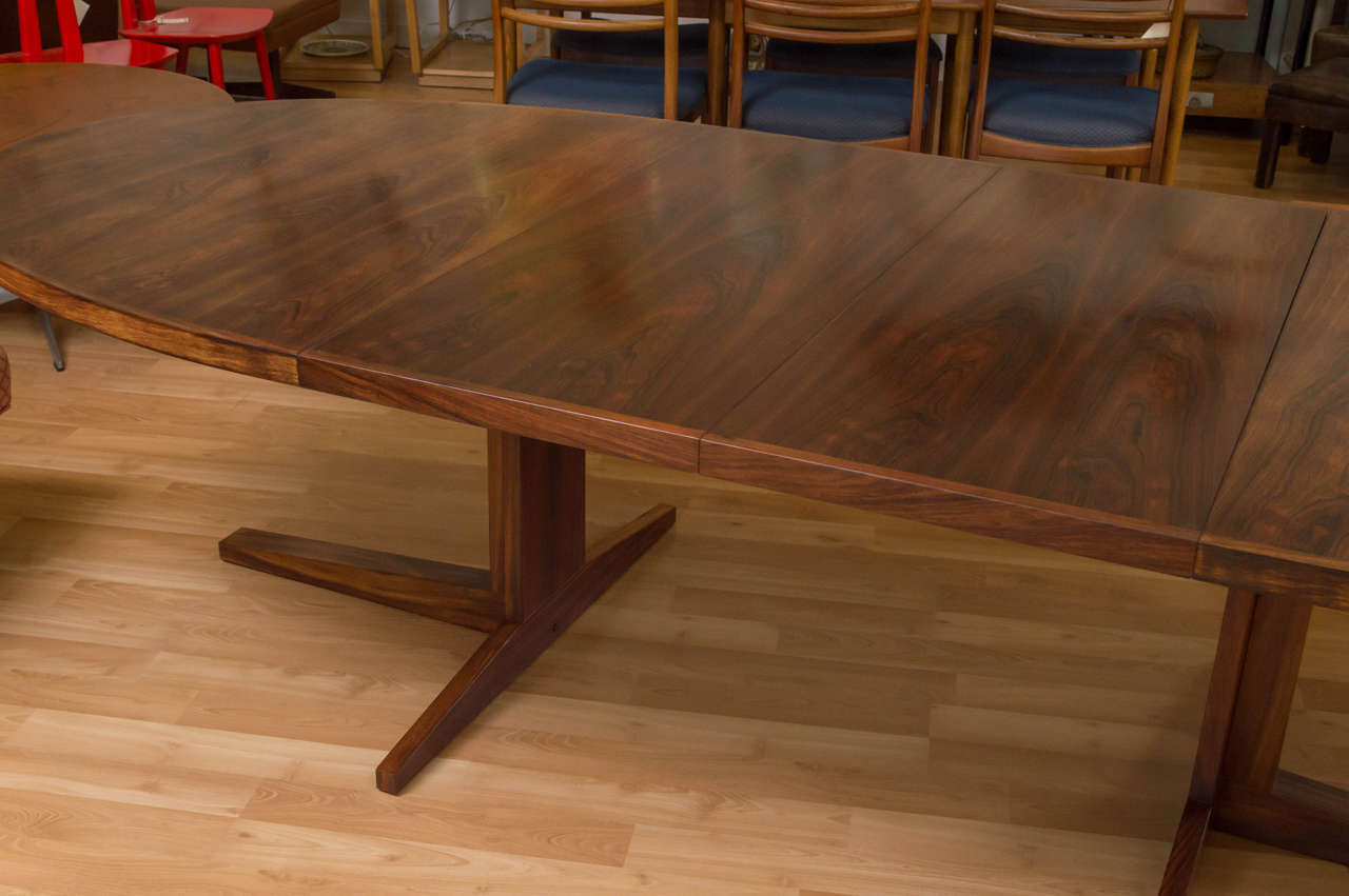 Oval Rosewood Dining Table by John Mortensen 1