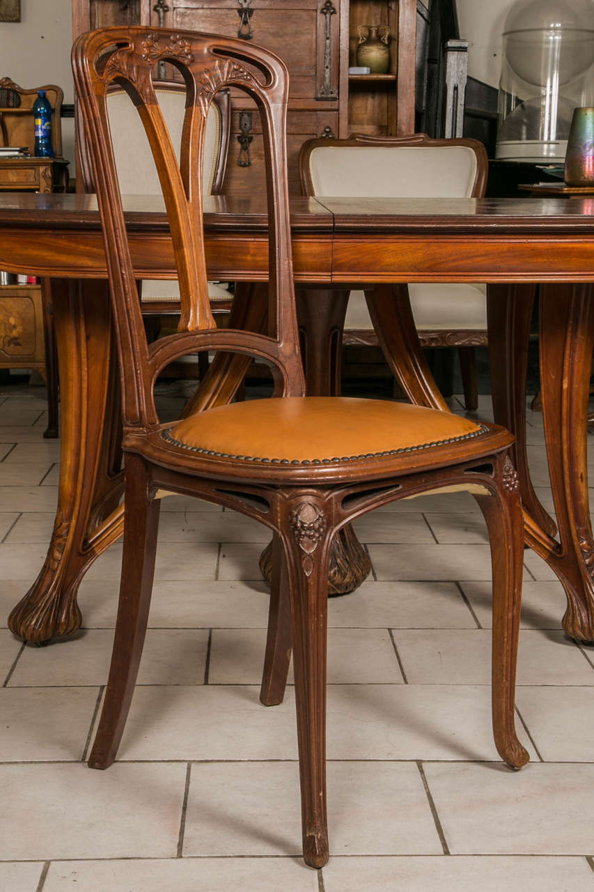 Art Nouveau Mahogany Dining Table and 12 Chairs by Paul A. Dumas In Good Condition In Saint-Ouen, FR