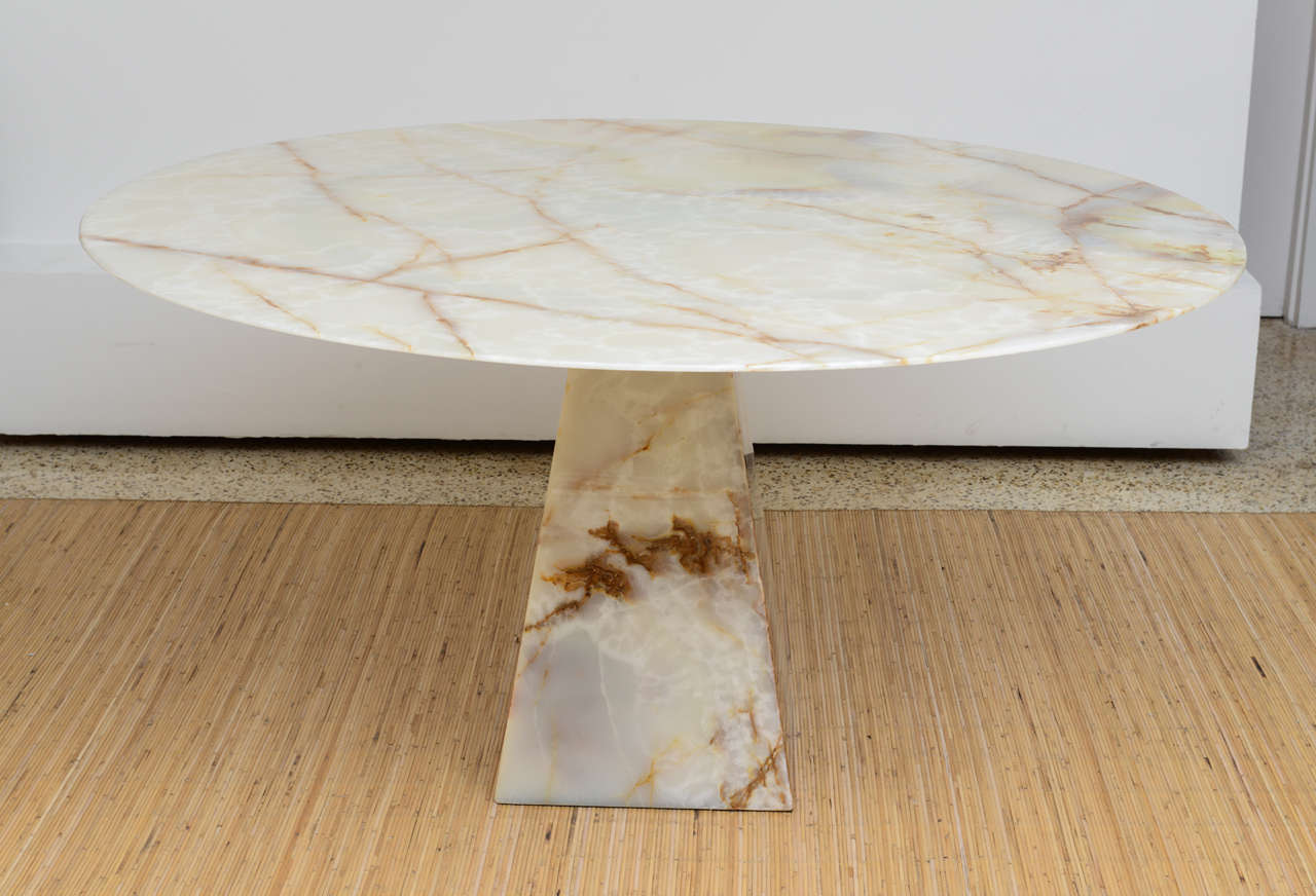 Stunning 1970's round onyx table.