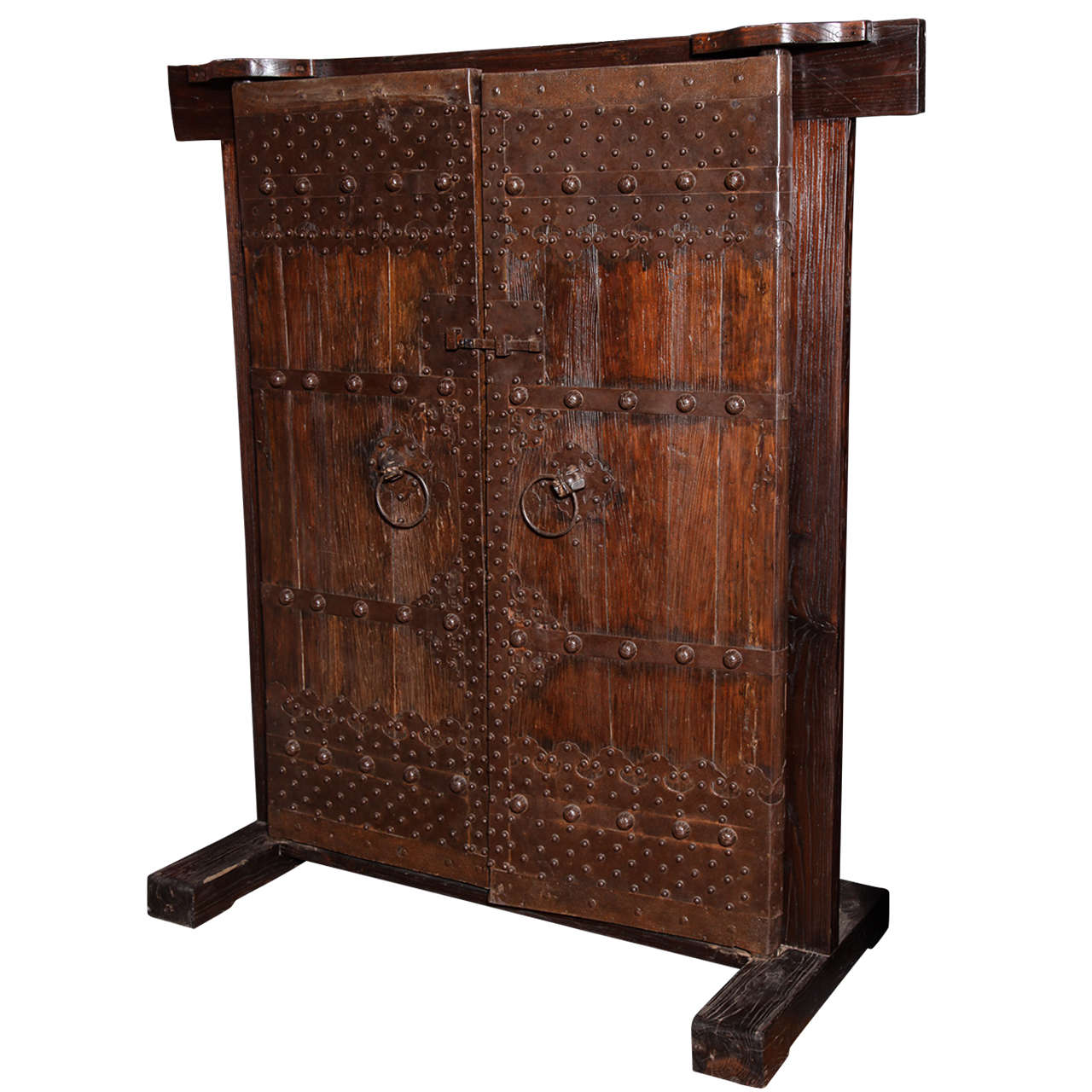 Large Courtyard Palace Doors