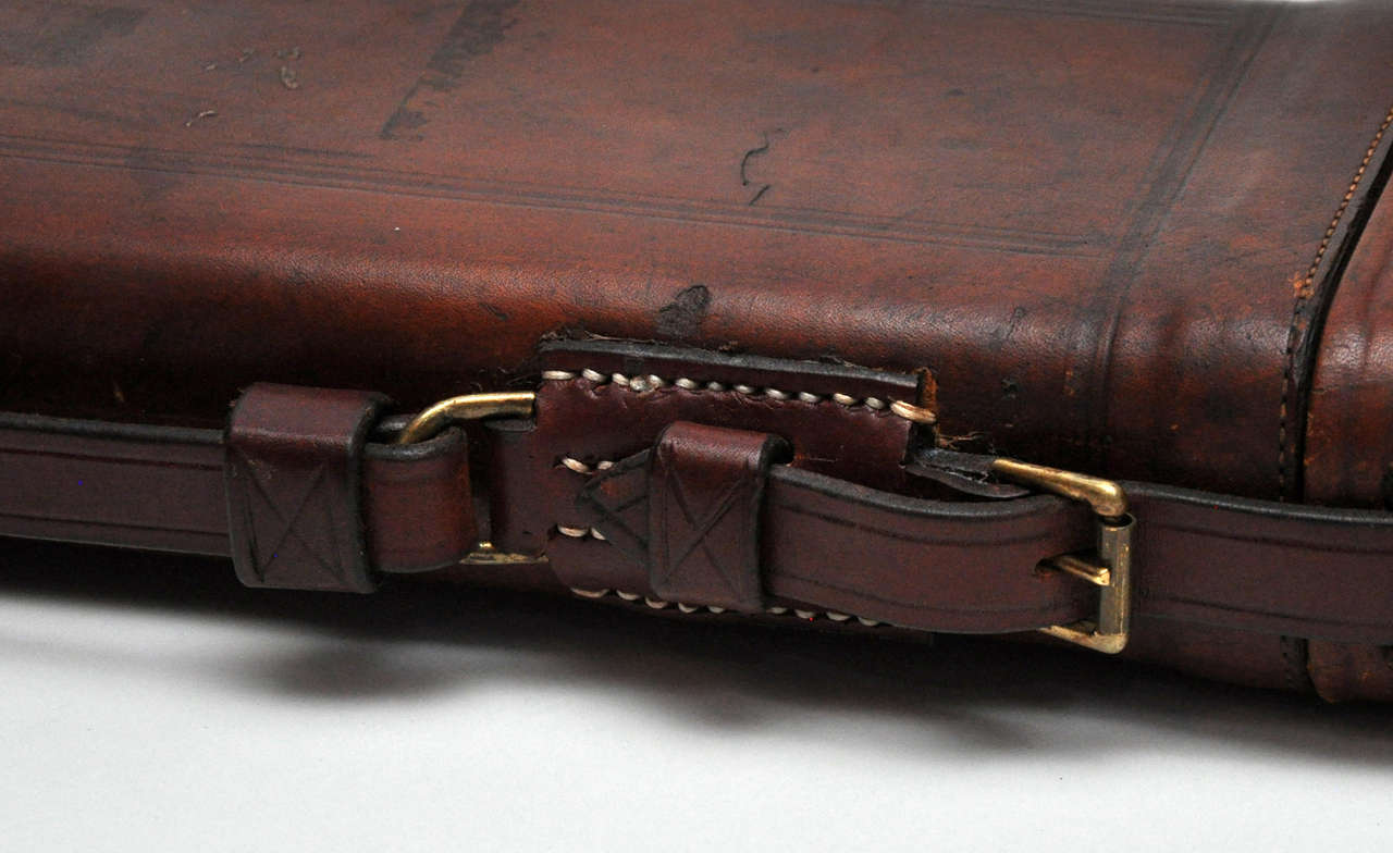 American Leather Fishing Rod Case, Circa 1920 In Good Condition In Lake Forest, IL
