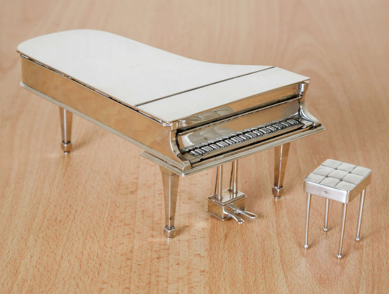 Theo Fennell Silver Piano 5