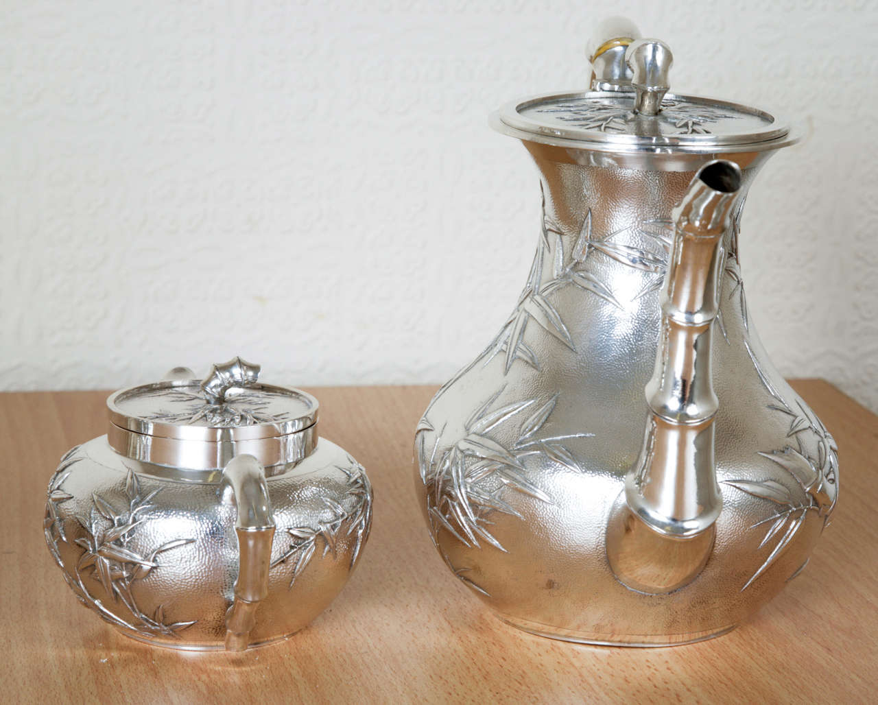 Women's Chinese Silver Tea and Coffee Service For Sale