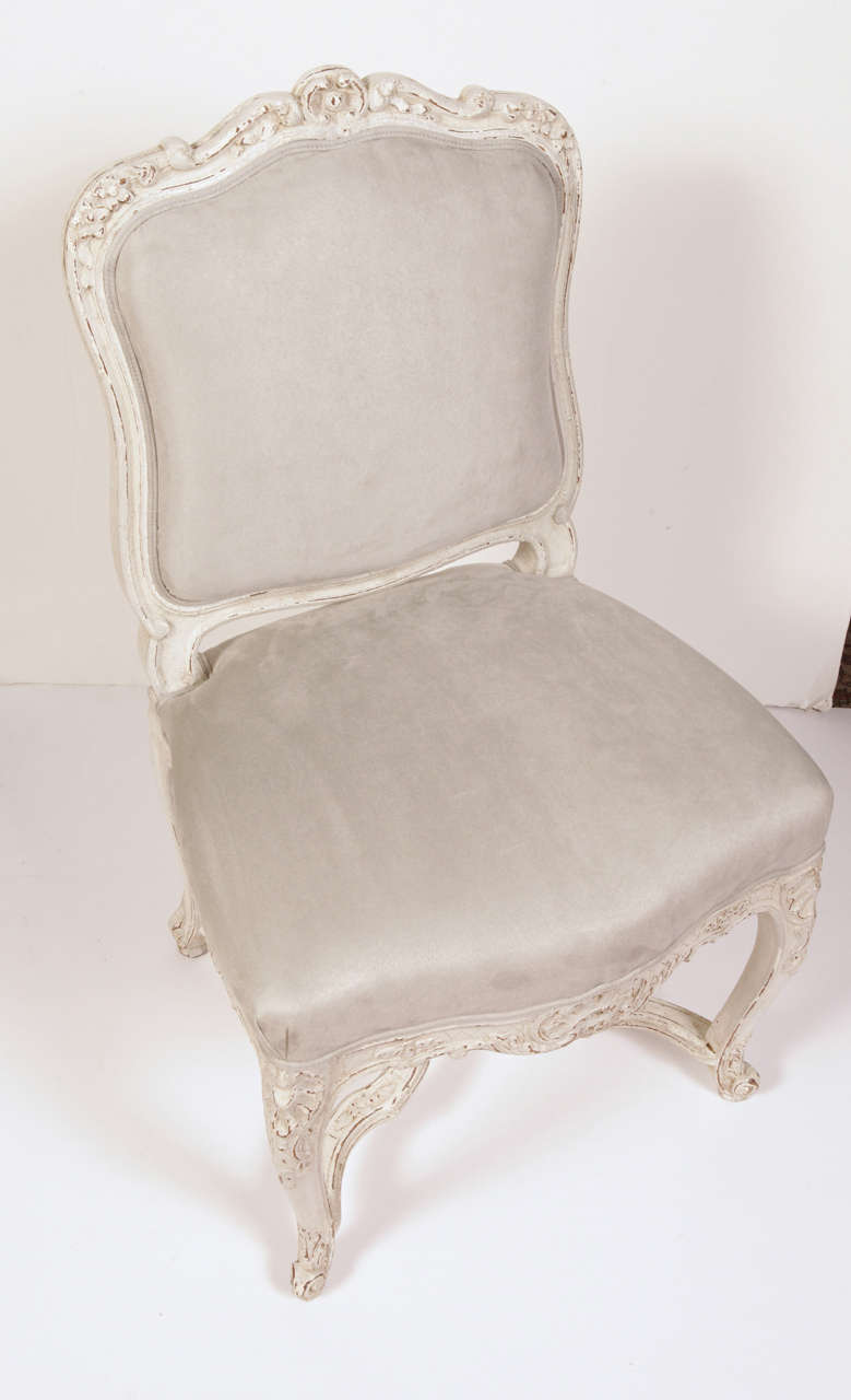 Set of Eight Early 20th Century French Louis XV Painted Chairs with Suede Fabric In Excellent Condition In Dallas, TX