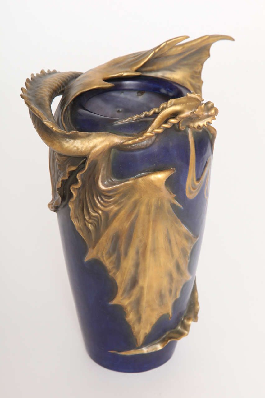 Amphora Dragon Vase, 1900, Austria In Excellent Condition For Sale In New York, NY