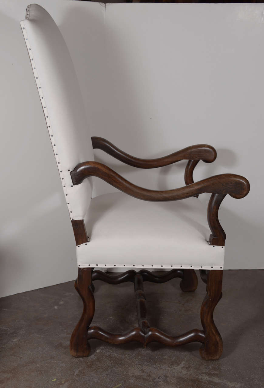 Os De Mouton-Stuhl aus dem 18. Jahrhundert (Französisch) im Angebot