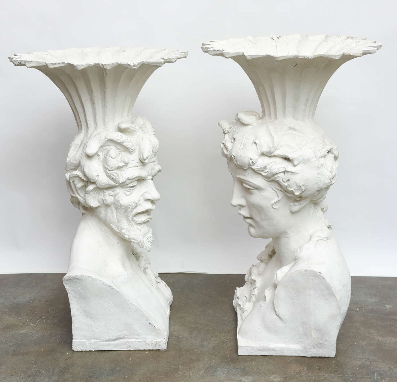 Pair of Giant Planter Heads Sculpture For Sale 1