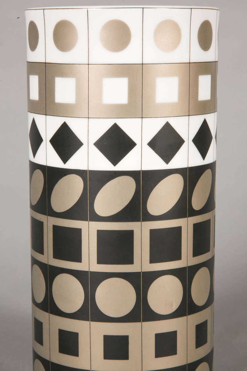 Porcelain Vase by Vasarely for Rosenthal, 1970 For Sale at 1stDibs