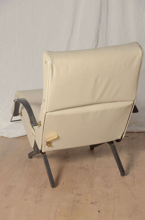 Acier Chaise italienne P40 d'Osvaldo Borsani de 1958 en vente