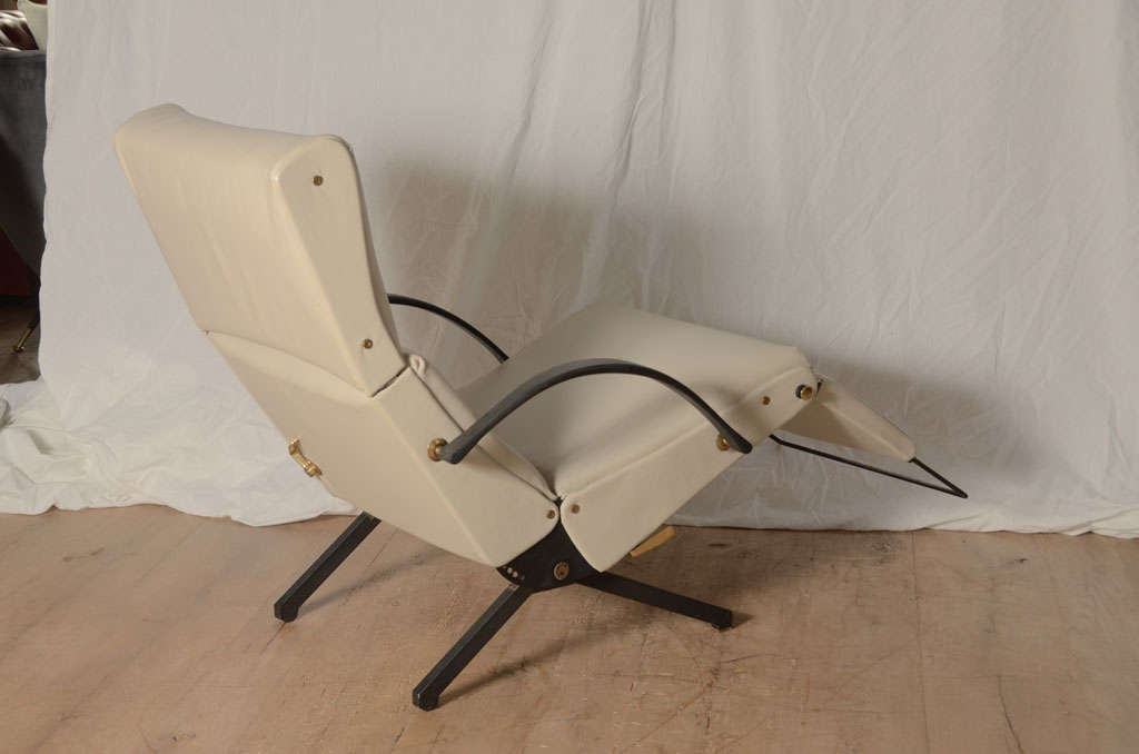 Steel 1958 Italian P40 Chair by Osvaldo Borsani For Sale