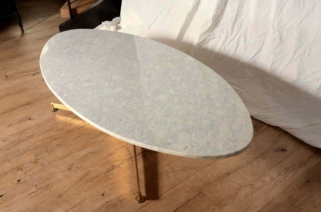 Vintage 1960s Artflex oval table 1