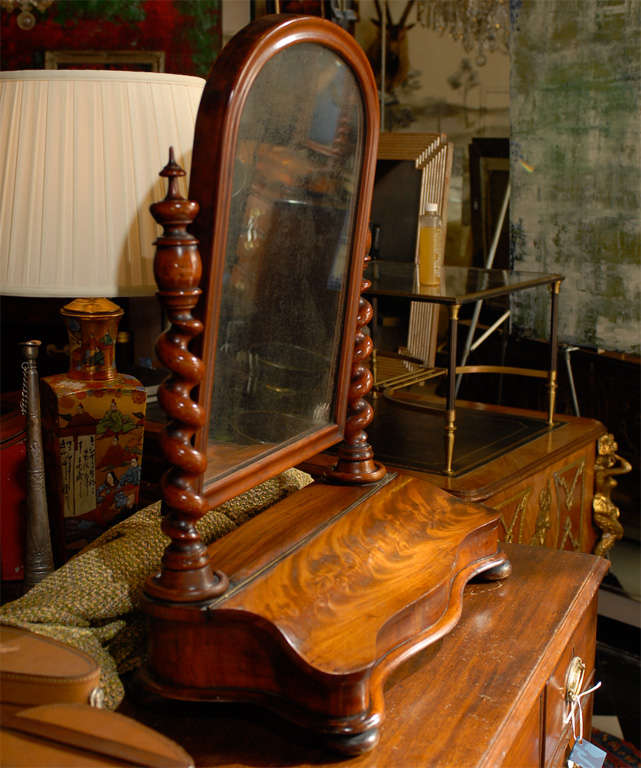 19th Century American Empire Gentleman's Dressing Mirror For Sale 2