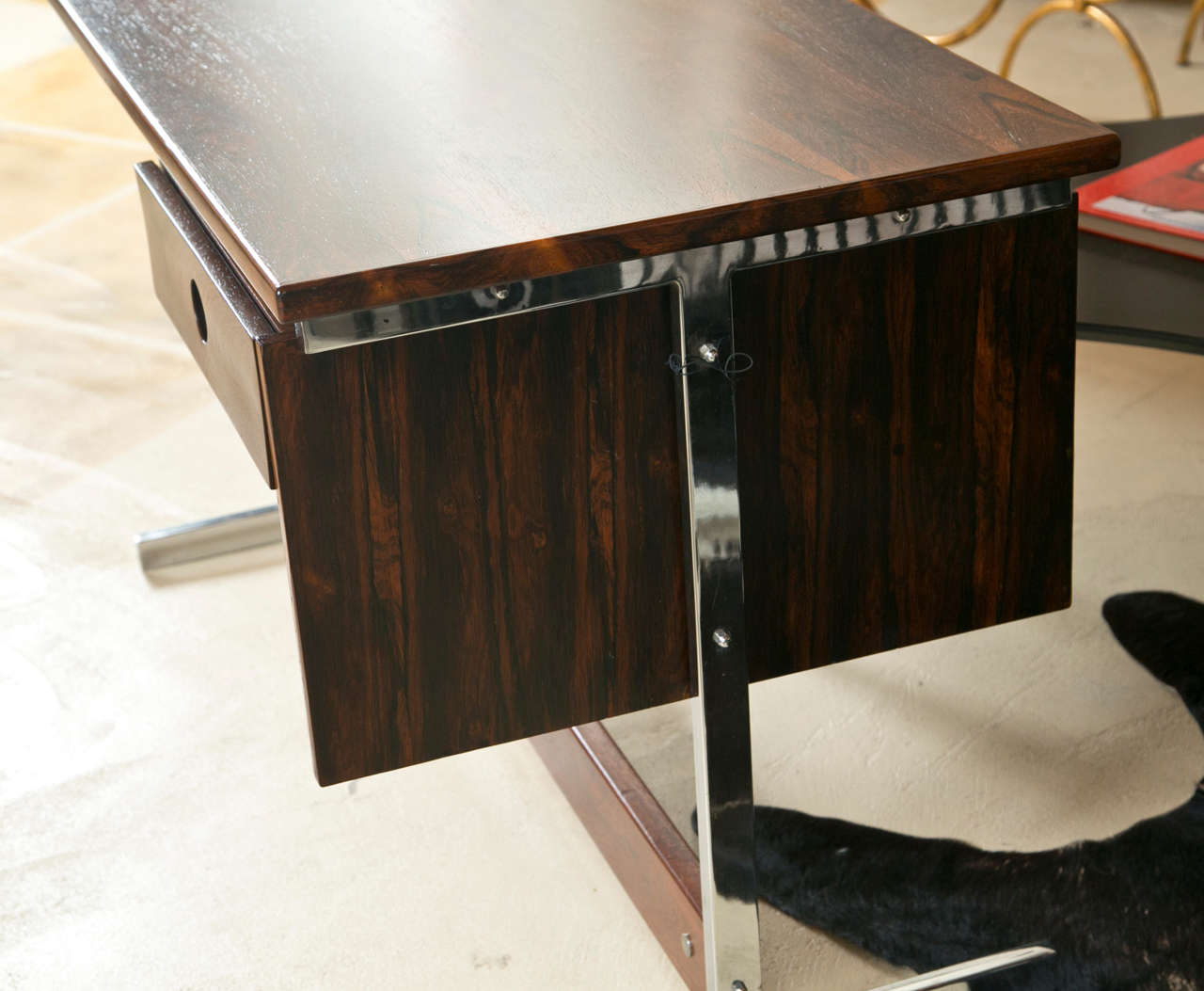 Sleek Mid-Century Modern Rosewood and Chrome Desk For Sale 2
