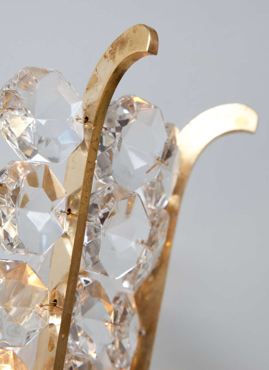 Pair of Austrian Beaded Crystal Sconces In Excellent Condition For Sale In New York, NY