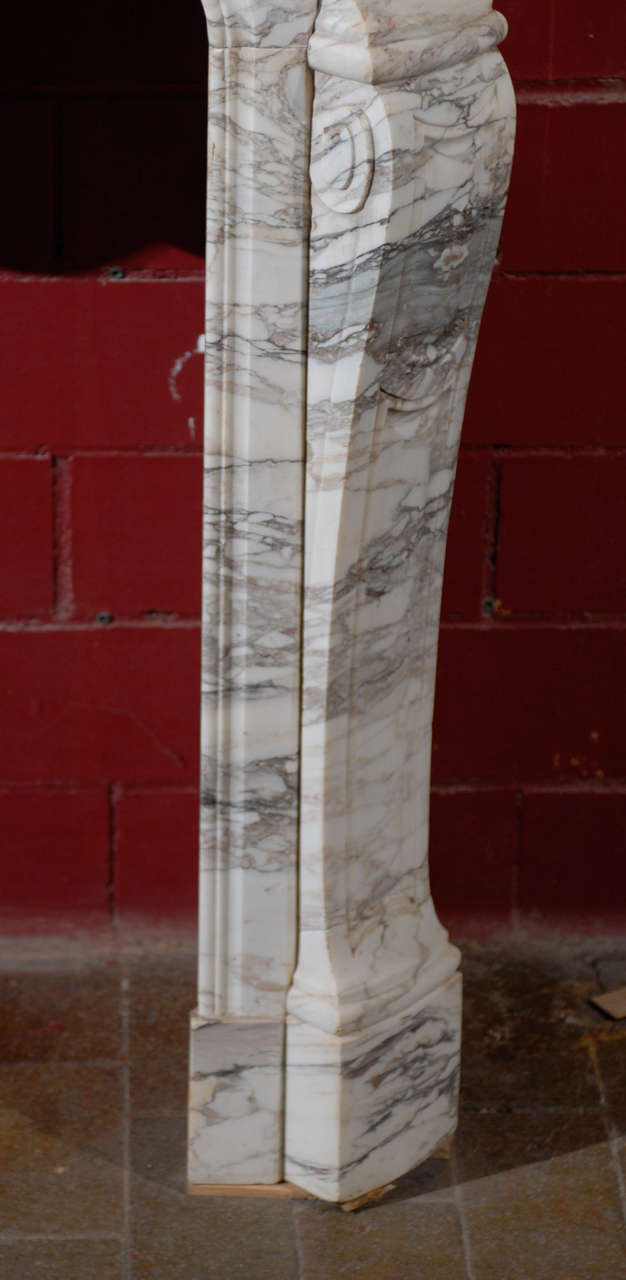 French 19th.C. Pompadour Carved Marble Mantel In Good Condition For Sale In Atlanta, GA