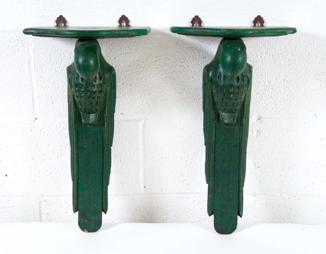 American A Pair of Green Parrot Wall Brackets