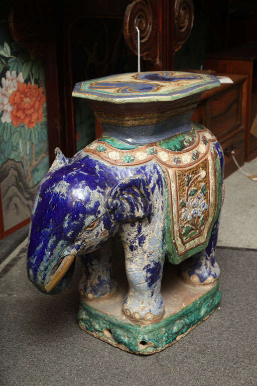 garden elephant stool