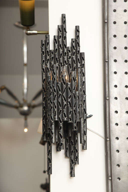 Pair of 1960s Italian Brutalist Iron Wall Sconces In Excellent Condition In New York, NY