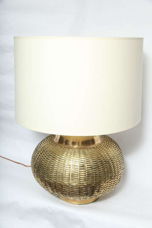 basket weave table lamp
