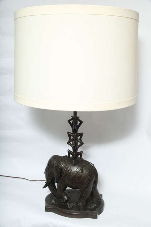 Patinated  H Troger Table Lamp Art Deco bronze Elephant with men German 1920's For Sale