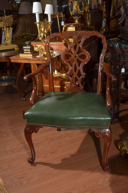 Pair of 19th Century English Mahogany George III Armchairs In Excellent Condition In Dallas, TX