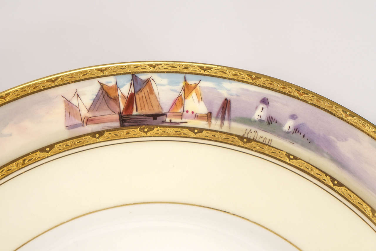 12 assiettes plates Minton peintes à la main à motif maritime nautique  Signé J E Dean Excellent état - En vente à Great Barrington, MA