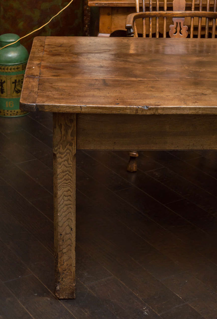 English Fruitwood Farm Table, circa 1840 In Excellent Condition For Sale In San Francisco, CA