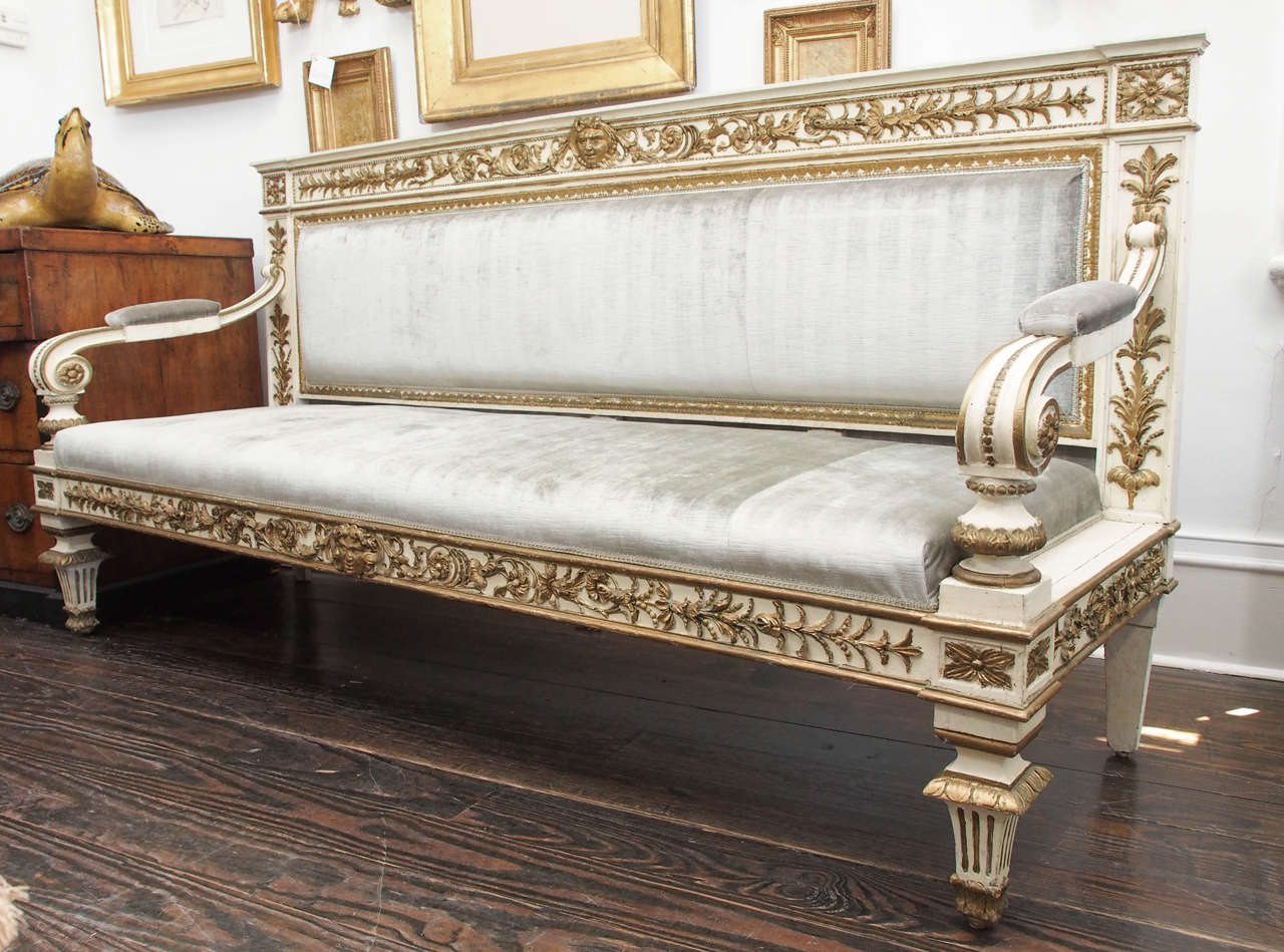 European Italian Neoclassical Carved Creme and Parcel-Gilt Settee For Sale
