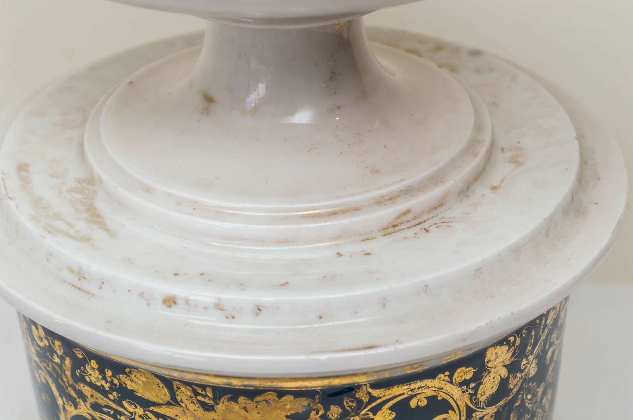 19th Century French Paris Porcelain Compote In Good Condition For Sale In San Francisco, CA