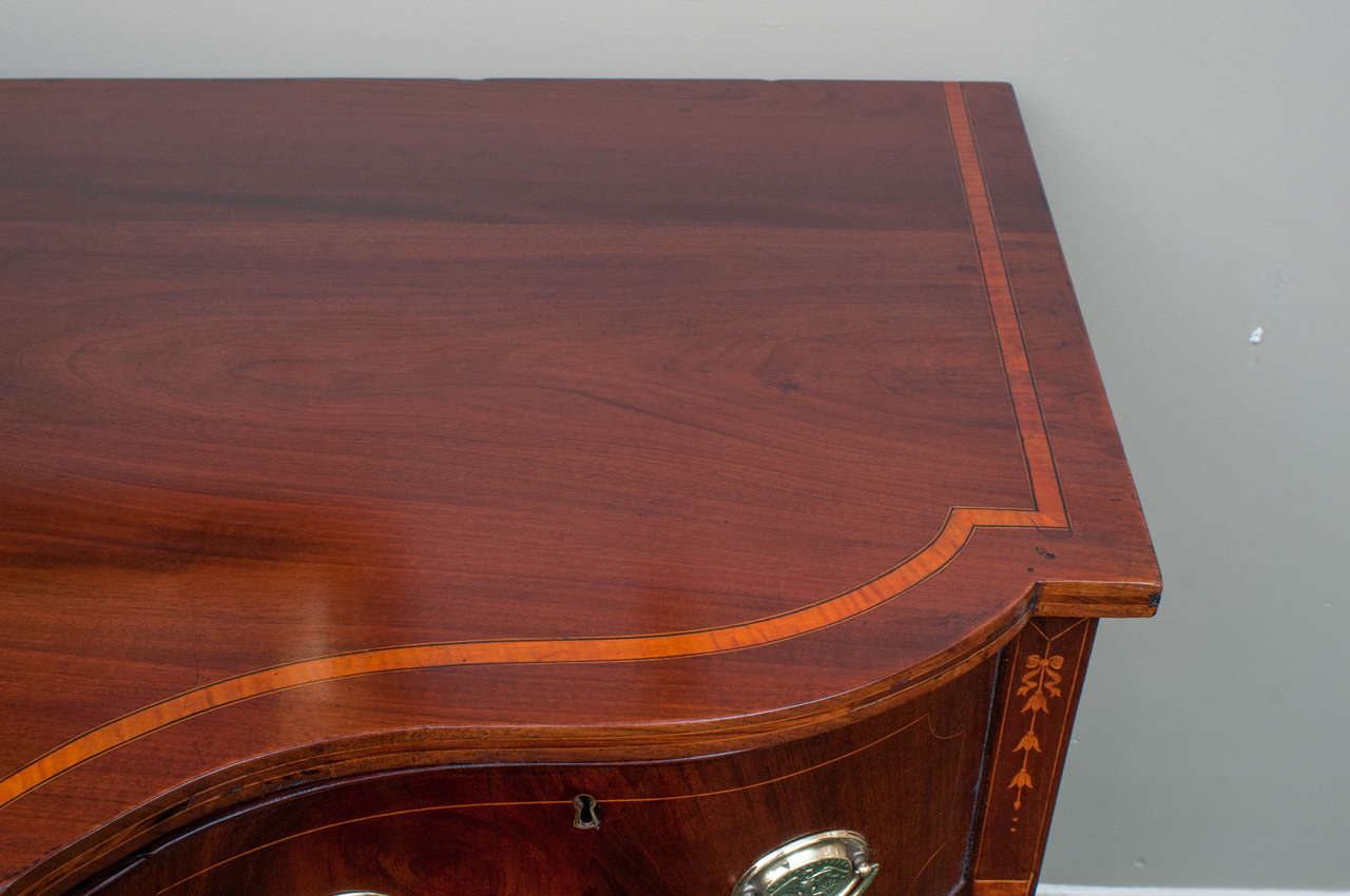 Federal Hepplewhite Sideboard, Mid-Atlantic, circa 1795 2