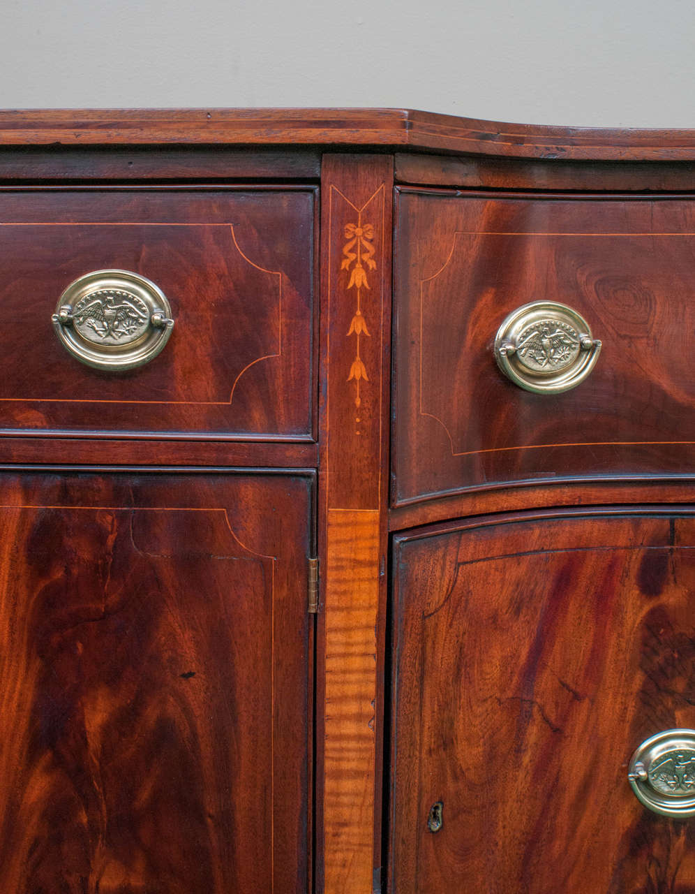 Federal Hepplewhite Sideboard, Mid-Atlantic, circa 1795 3