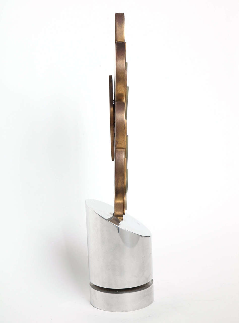 Skulptur aus Bronze und Aluminium „Die Flamme“ aus Bronze (amerikanisch) im Angebot