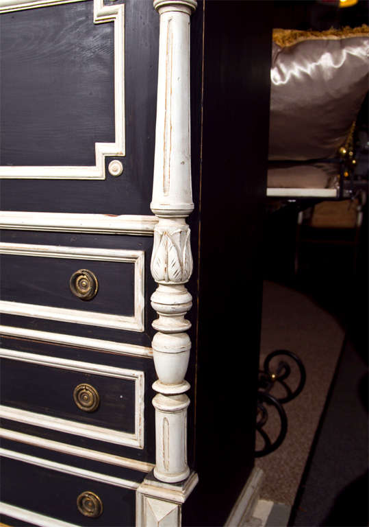 Swedish Gustavian Style Secretary Drop-Front Desk In Good Condition In Stamford, CT