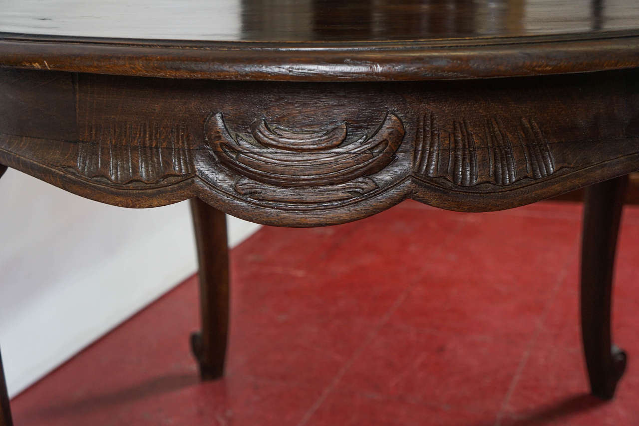 19th Century Louis XV Style Oval Dining Table For Sale
