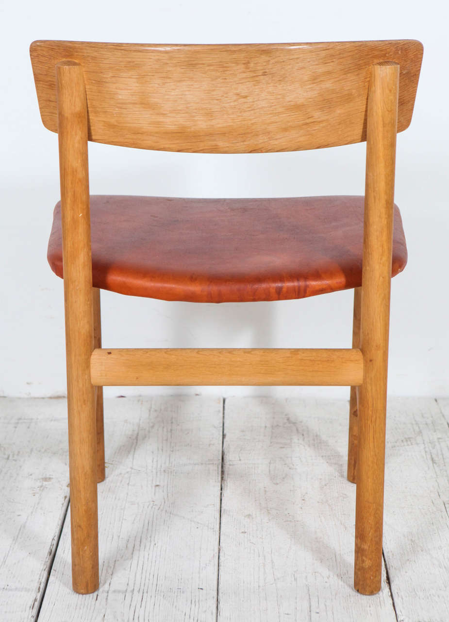 Mid-20th Century Set of 4 Borge Mogensen Oak and Leather Curved Back Sound Series Dining Chairs