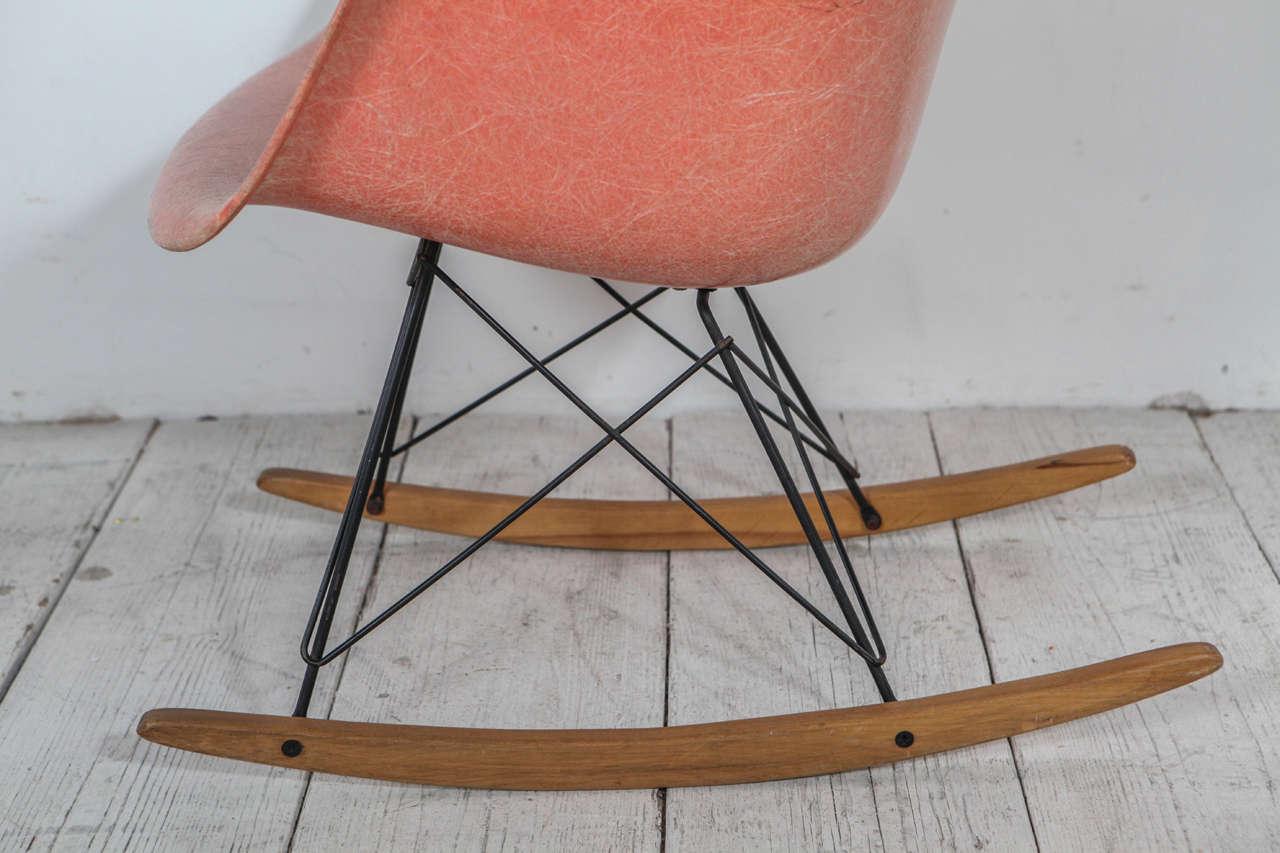 Mid-Century Modern Early Edition Eames Rocker in Coral Salmon