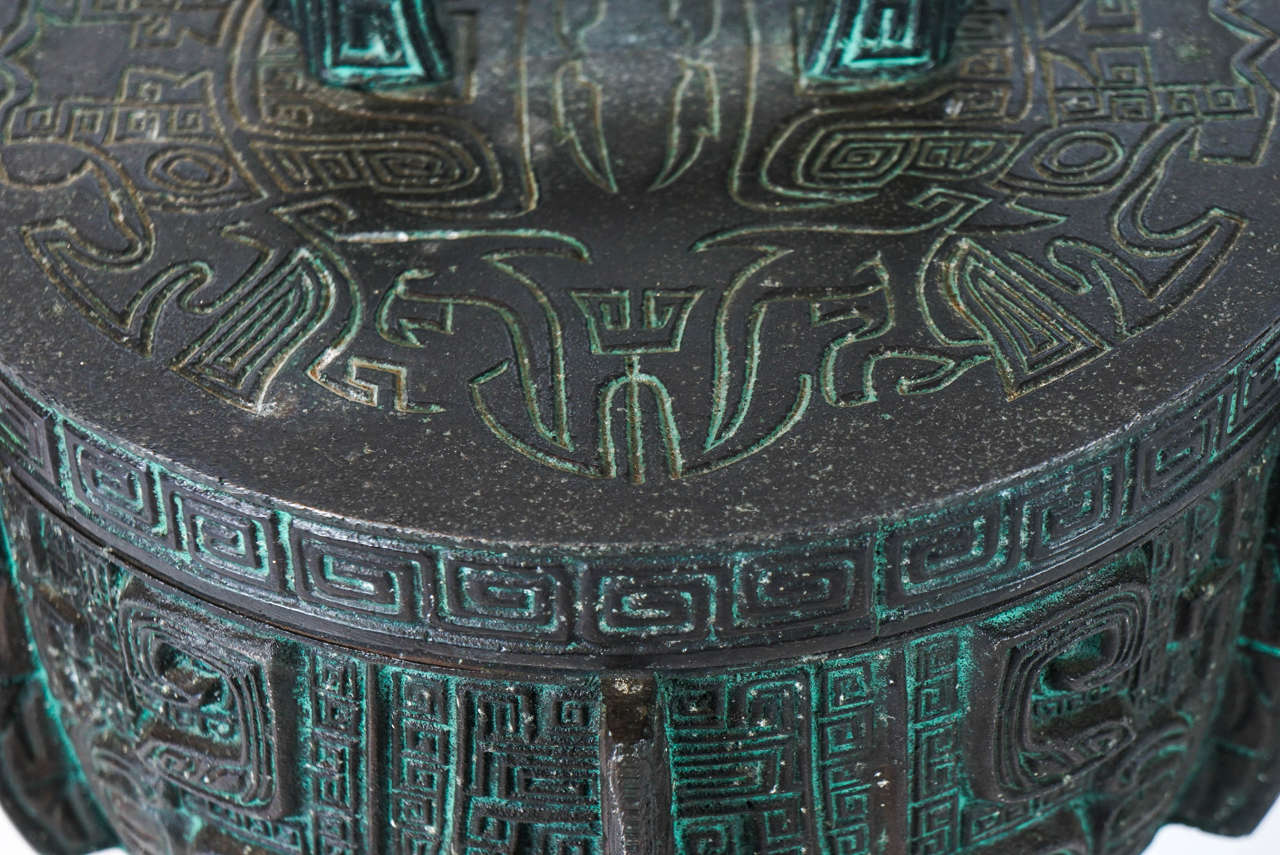 Mayan-Themed Tripod Ice Bucket in the Style of James Mont In Excellent Condition In Kingston, NY