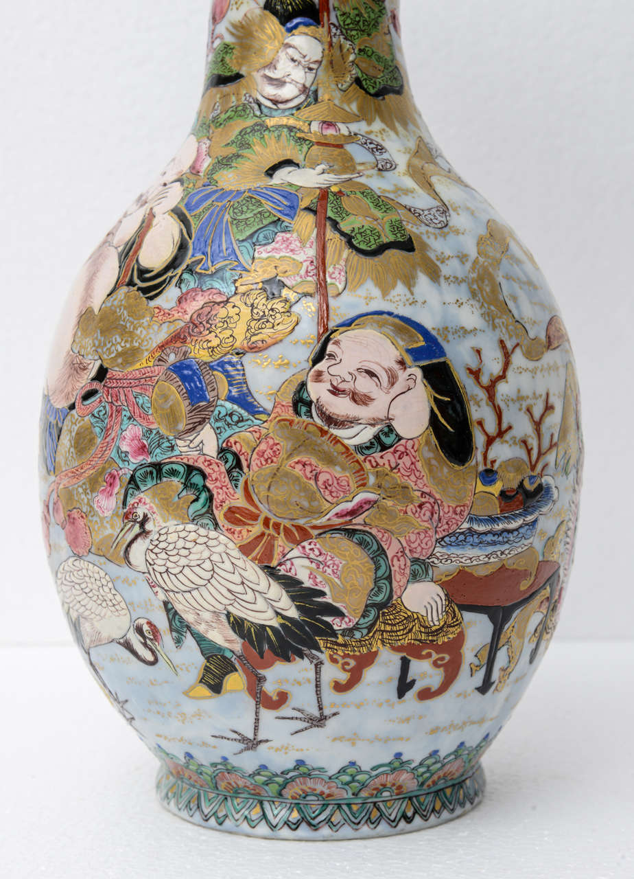 Japanese Banko  Porcelain Vase, signed 5
