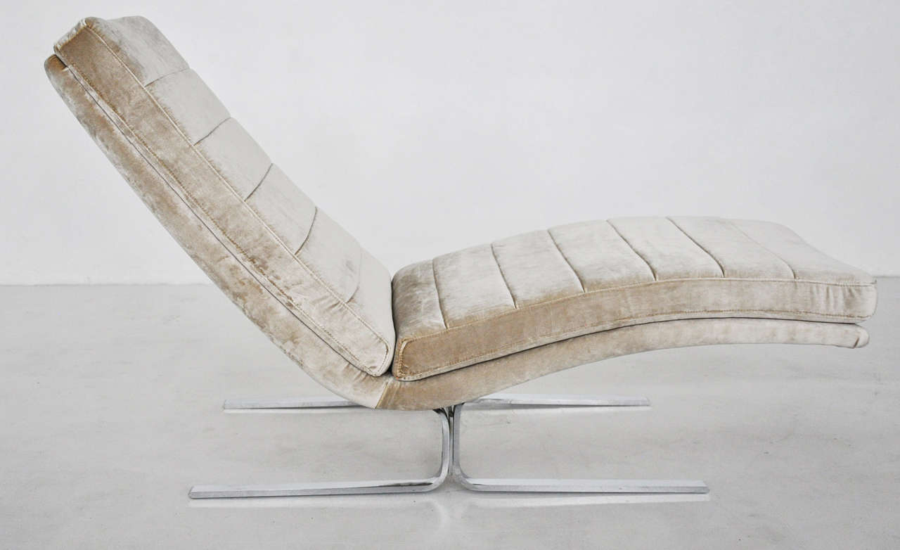 Mid-Century Modern Chaise Lounge By Giovanni Offredi