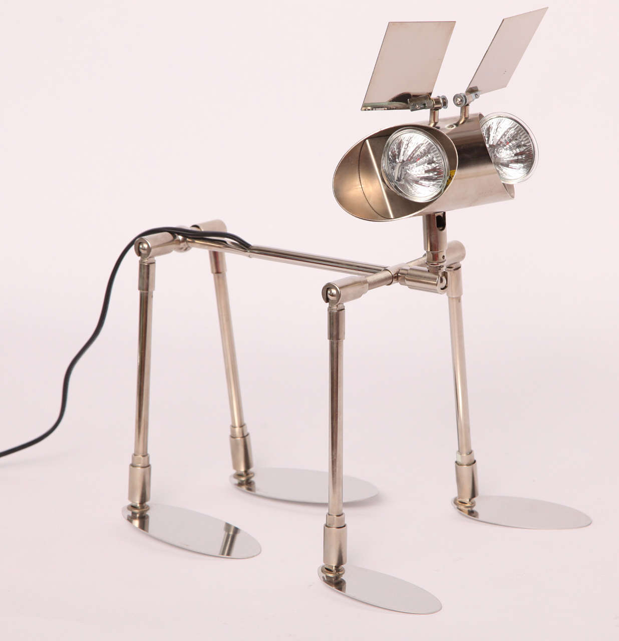 "Friendly Felix" Robot Table Lamp