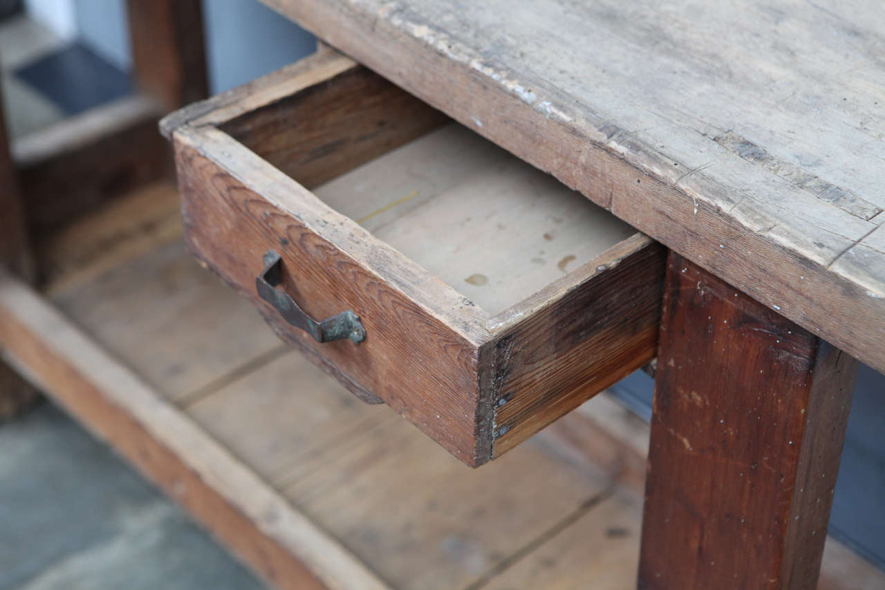 c.1900 English Carpenter's Work Bench In Distressed Condition In Culver City, CA