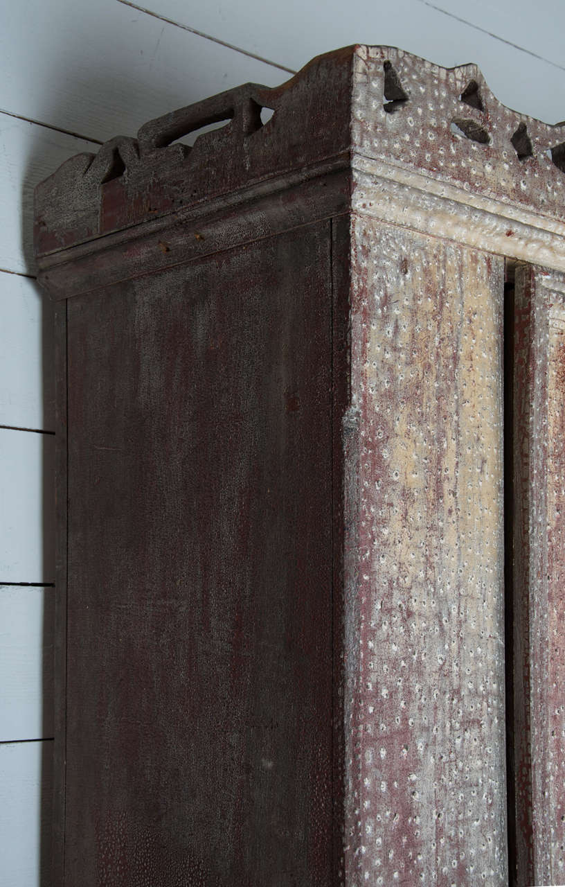 A Moroccan cupboard with original paint 6