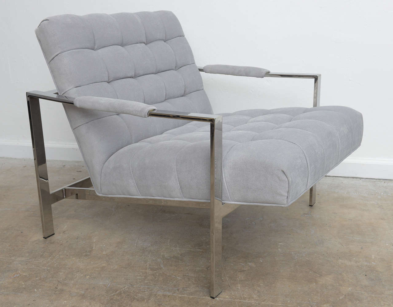 Mid-Century Modern Pair Mid Century Modern Classic Milo Baughman Chairs for Thayer Coggin