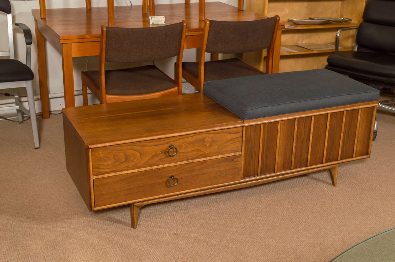 A unique Lane blanket chest, that's part bench and chest of drawers at the same time.  Left side has two drawers, then there's the right side underneath the newly upholstered seat is the cedar lined chest. Walnut has been refinished seat has new