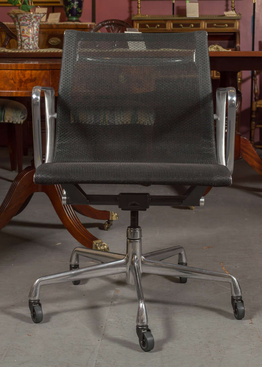 Introduced in 1958, Aluminum Group chairs began as a challenge. J. Irwin Miller's private residence was being designed by Eero Saarinen and Alexander Girard; they want high-quality seating and asked Charles and Ray Eames to develop one. The Eames