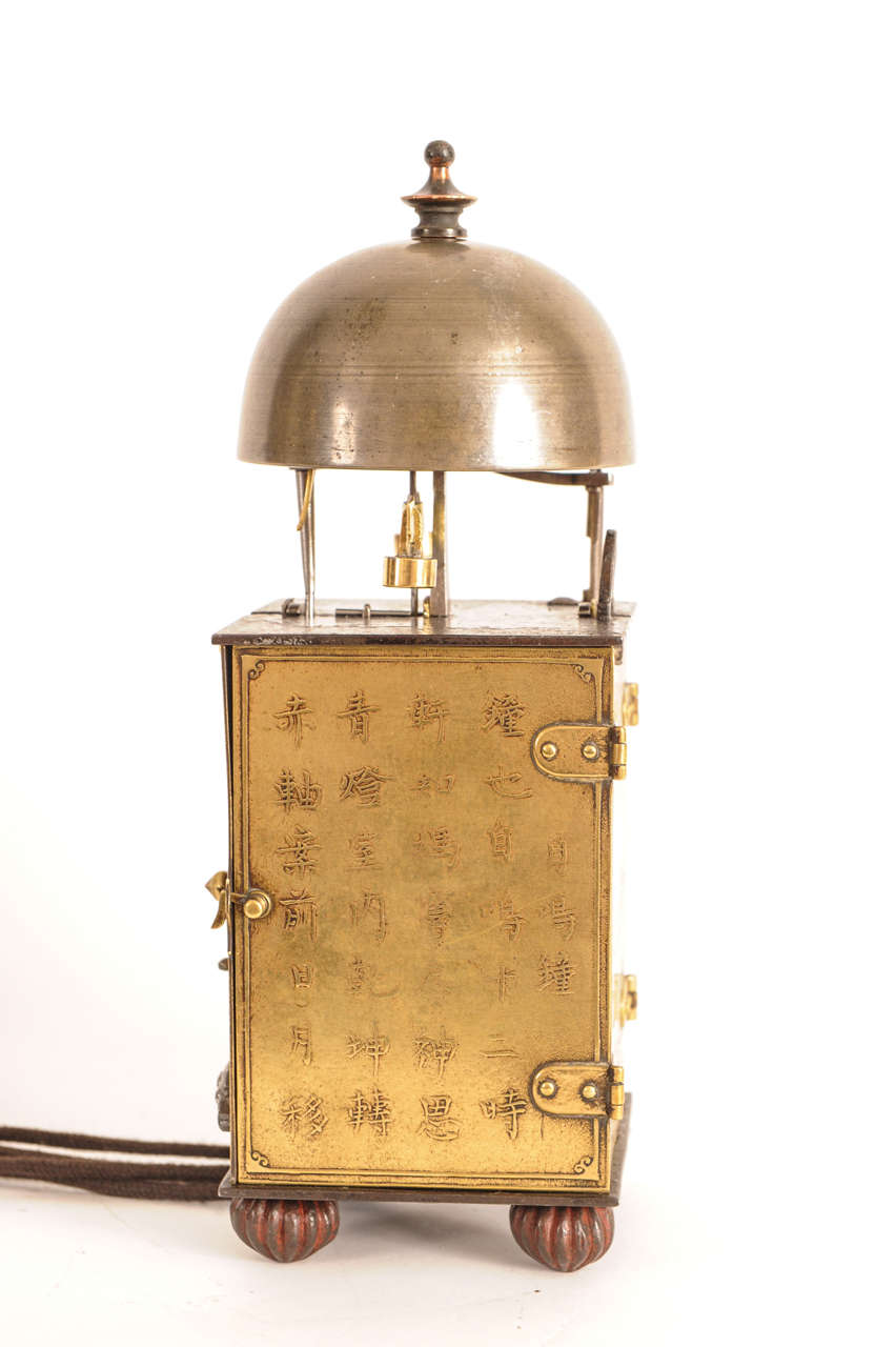 A Small Japanese Brass Lantern Clock with Foliot Escapement, circa 1800 In Good Condition For Sale In Amsterdam, Noord Holland