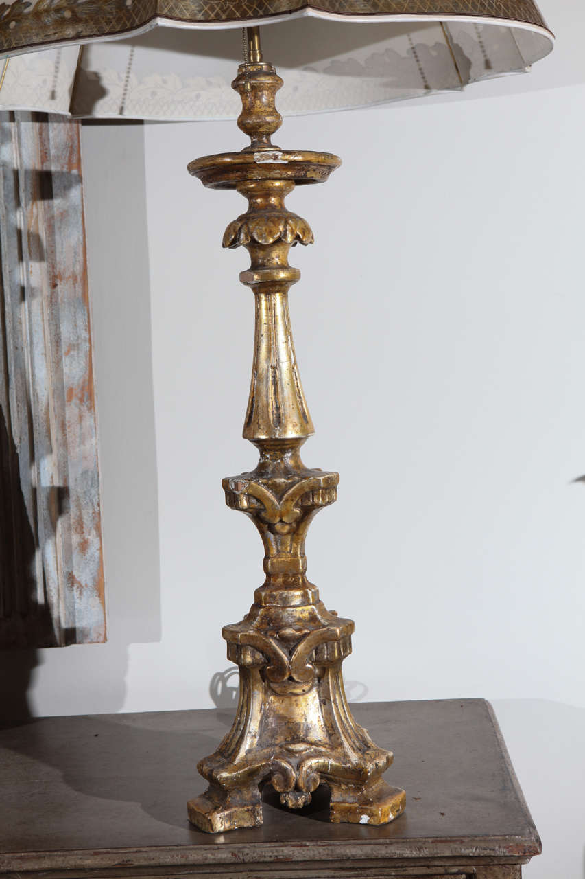 Carved Pair of Venetian Candlesticks Wired into Lamps, White Gold Gilded, 19th Century For Sale