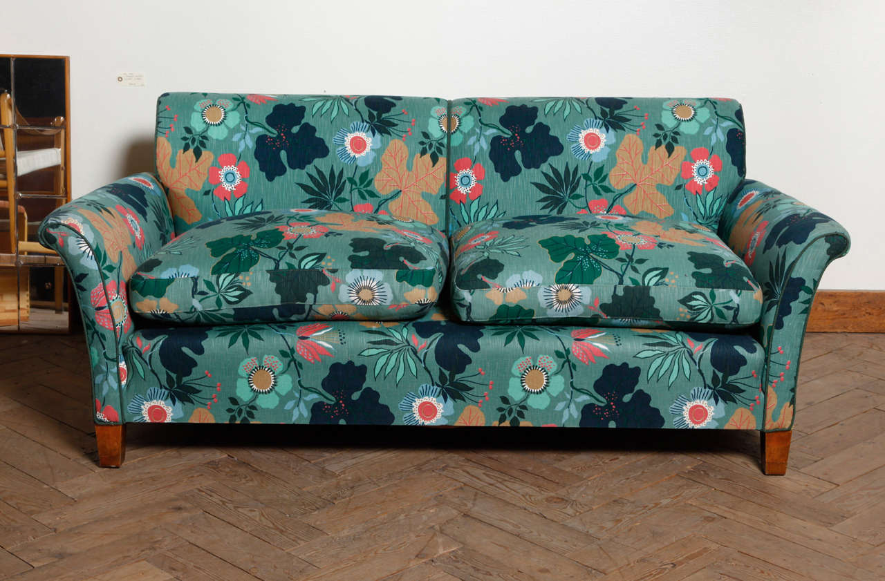 Arne Norell

Sofa

Fabric by Joseph Frank

We offer affordable worldwide shipping. Feel free to inquire!